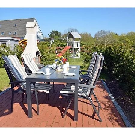 At The Boddenwiesen - Voern * Glowe